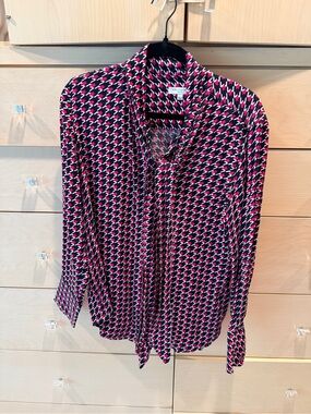 Equipment Pink and Black Houndstooth tie blouse